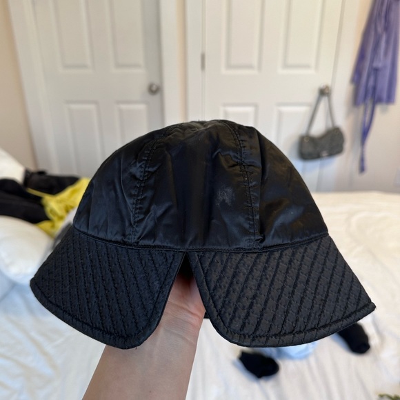 Black nylon bucket Chanel bucket hat - Picture 2 of 4
